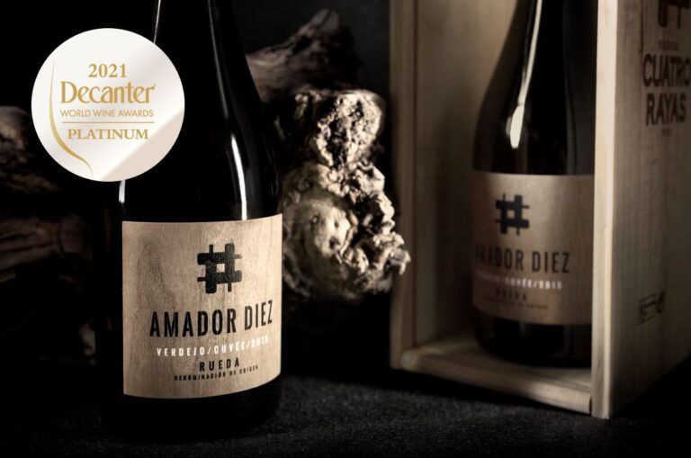 Decanter corona con 97 puntos y Medalla  Platino al Verdejo de Cuatro Rayas como mejor Rueda y lo sitúa en el top mundial