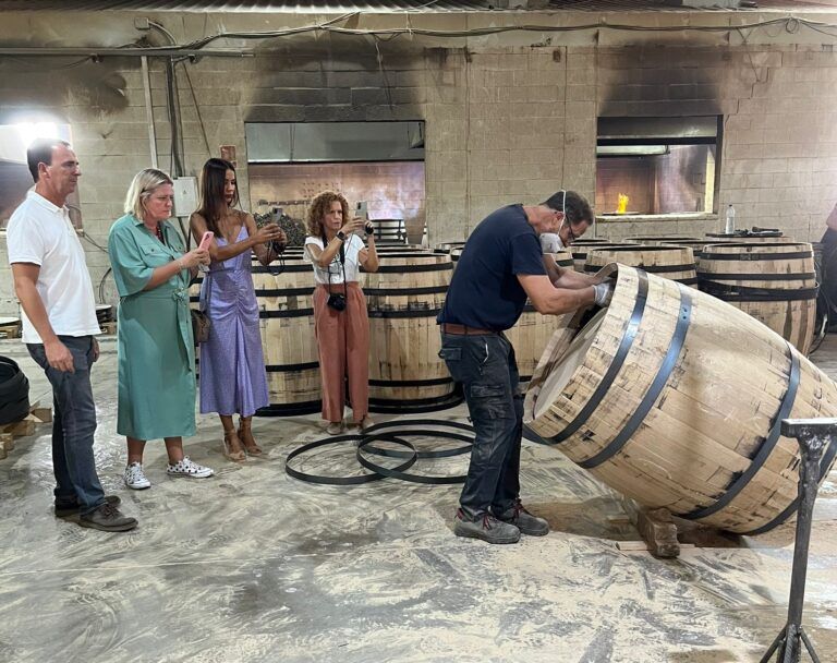 Vimar, feria del vino y el mar, arranca con un «Blog Trip» que recorre la costa y el condado