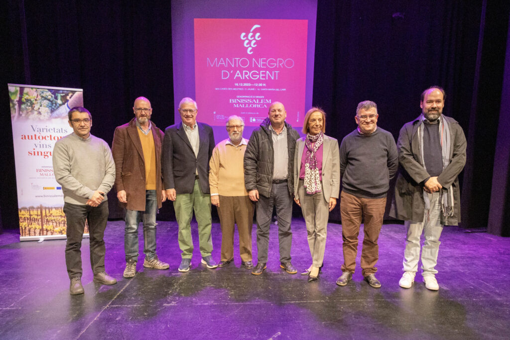Acto de celebración de la IX Edición del Reconocimiento Manto Negro d’Argent