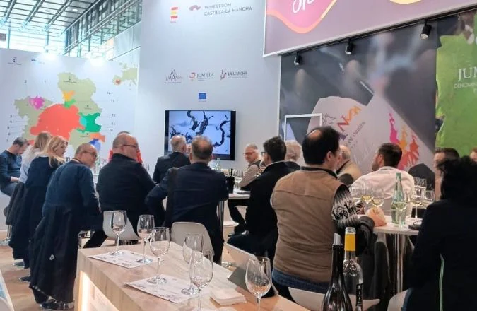 DO Almansa presente un año más en ProWein, referente internacional del vino