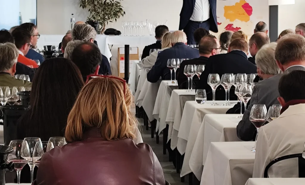 La DOP Bullas refuerza su proyección internacional en Bruselas como referente de los vinos de la Región de Murcia.